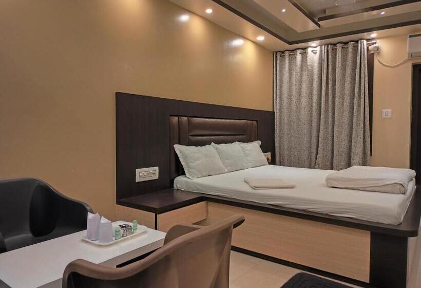 חדר דלוקס, Binapani Deluxe 1