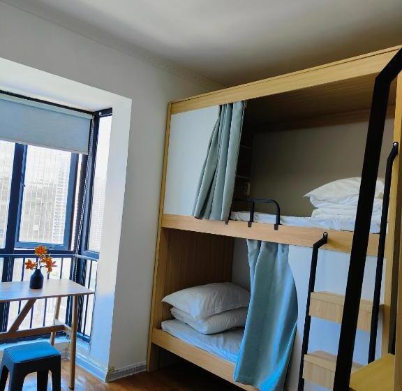 Łóżko we Wspólnym Pokoju, Haven Youth Hostel