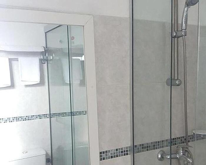 트리플 클래식 룸, Faro