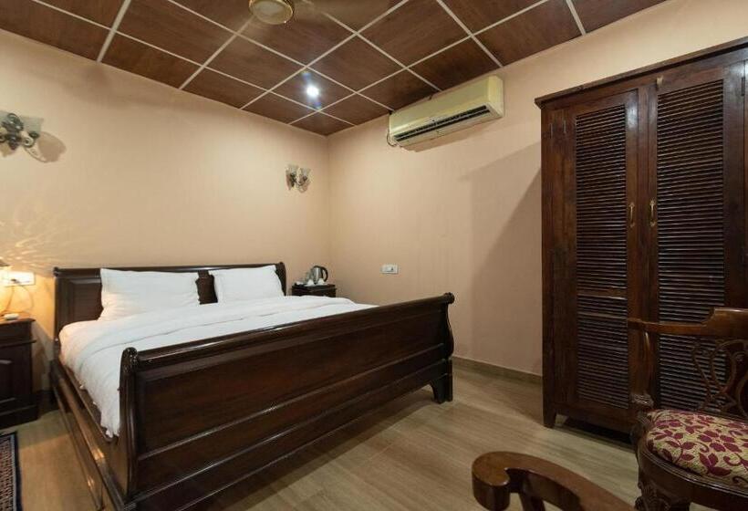 Quarto Estandar Cama King, Fort Beejwar Chauhan By Aayams Neemrana