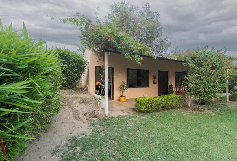 Quarto Estandar Cama King, Fort Beejwar Chauhan By Aayams Neemrana