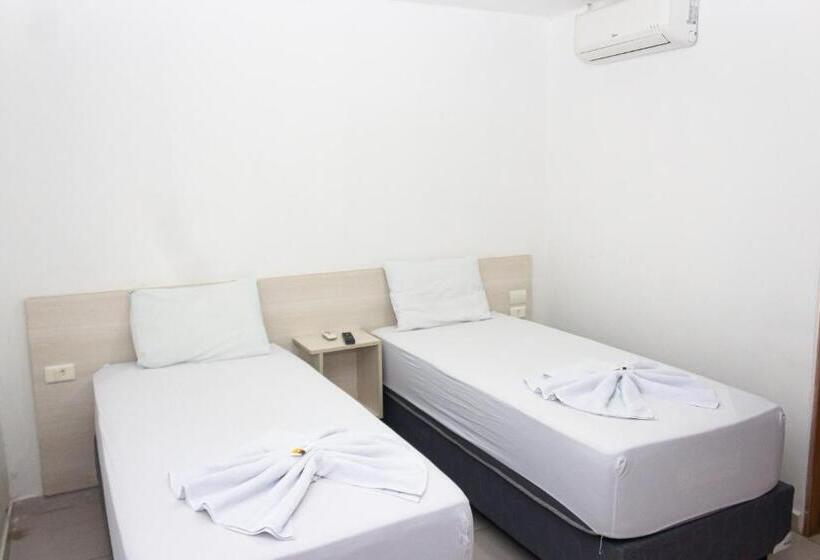 חדר סטנדרט, Grandville Ii