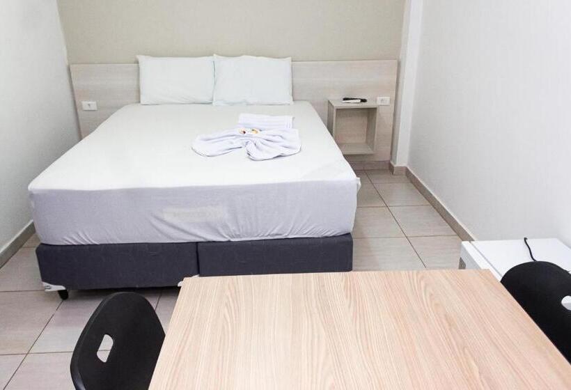 חדר סטנדרט, Grandville Ii