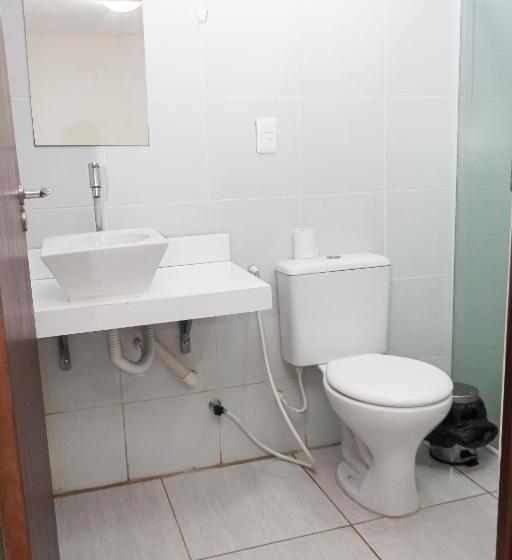 חדר משפחתי, Grandville Ii