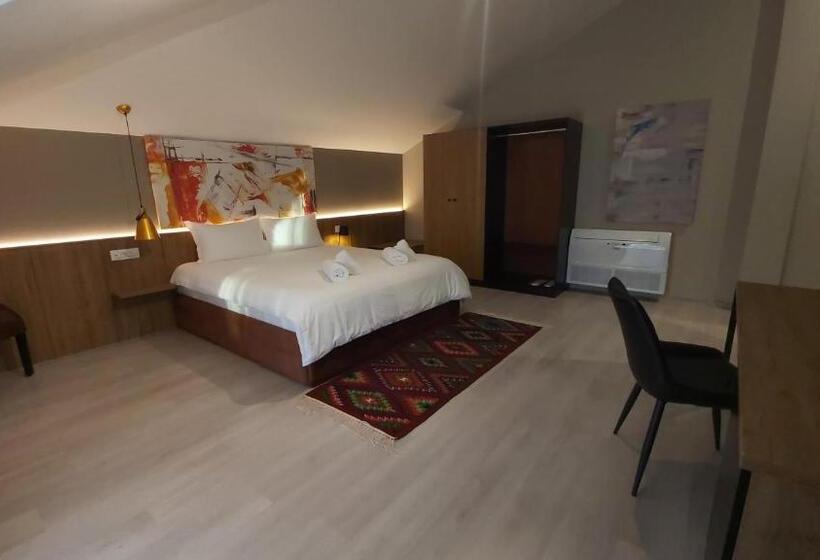 اتاق استاندارد, Mik Hotel Korce