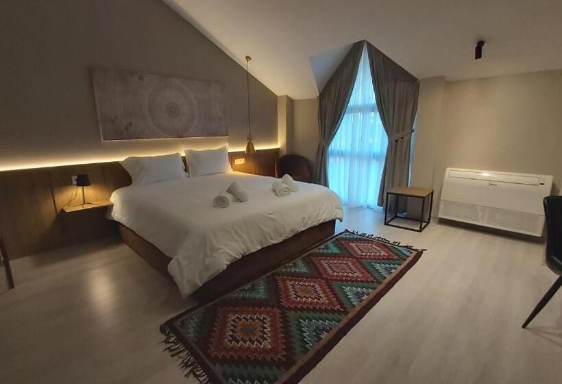 اتاق استاندارد, Mik Hotel Korce