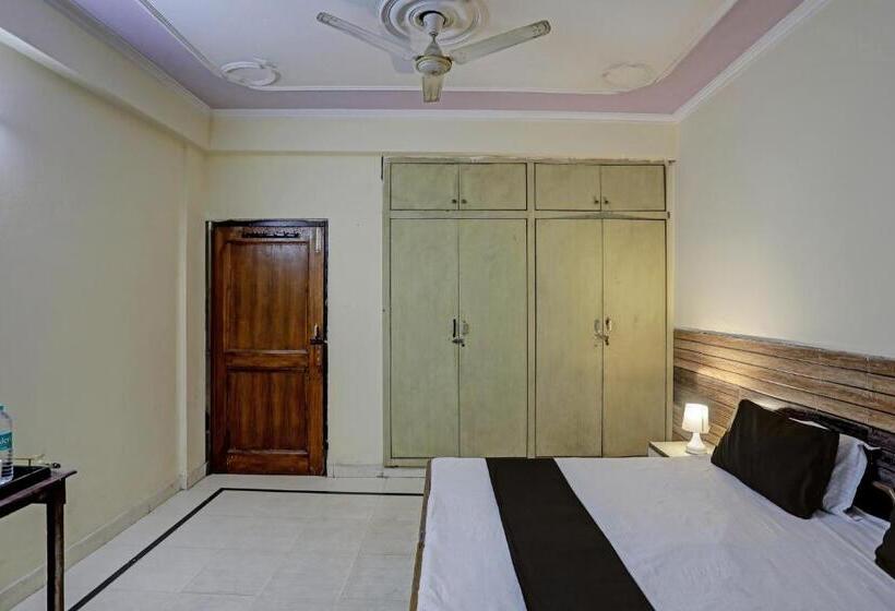 三人经典房间, O Delta Stays