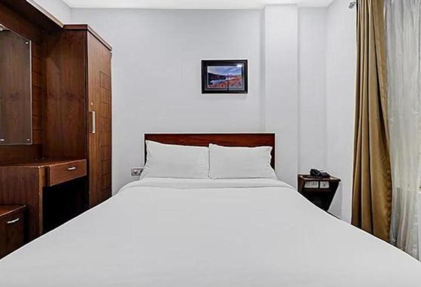 Deluxe Room, Fabhotel Stratford