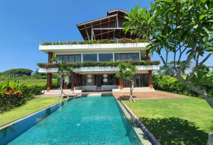 חדר דלוקס, Nesara Villa