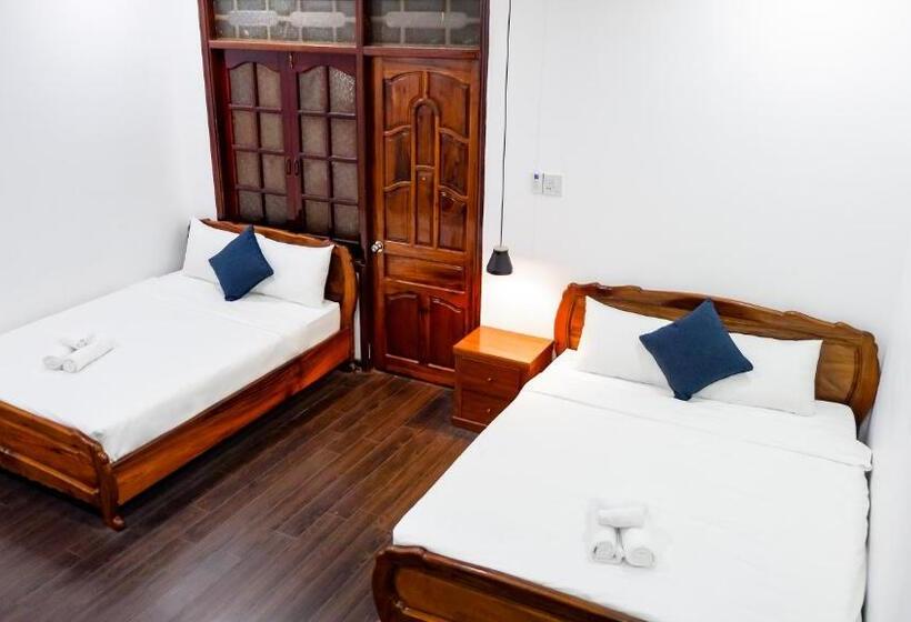 اتاق خانوادگی, La Cactus Hotel 1