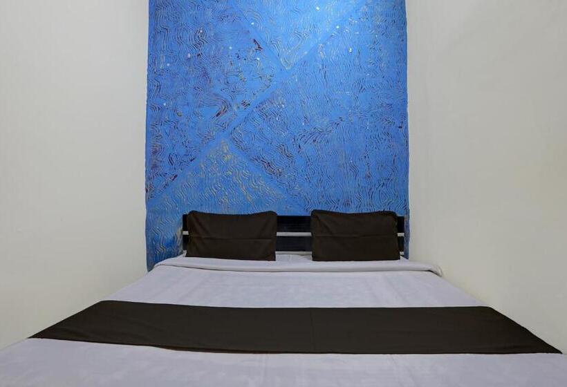 חדר קלאסי לשלושה, Oyo Hotel New Samrat