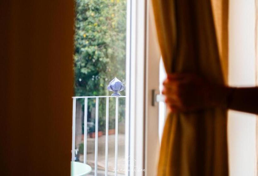 标准间带阳台, La Casa Di Zoe