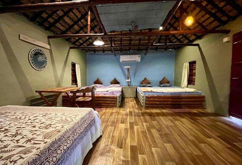 패밀리 룸, Ritabani Earthen Retreat Sundarbans