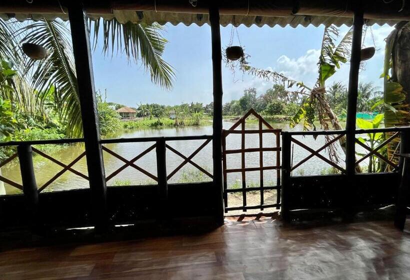 Номер Стандарт Трехместный, Ritabani Earthen Retreat Sundarbans