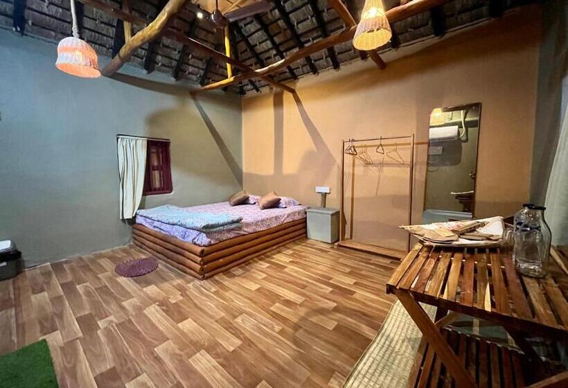 스탠다드 트리플 룸, Ritabani Earthen Retreat Sundarbans