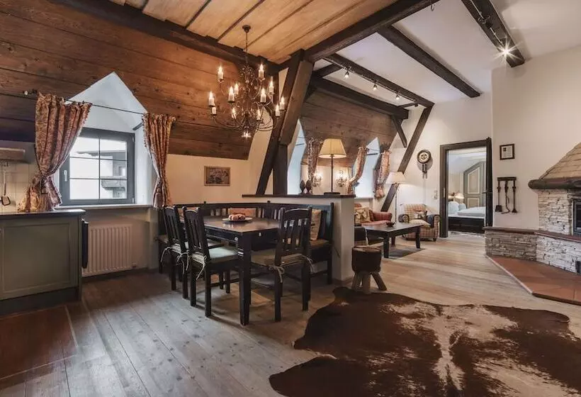 ３ベッドルームアパートメント, Aparthotel Ansitz Felsenheim