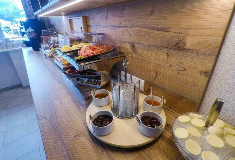 스탠다드 룸, Collina Hotel Garni