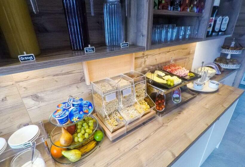 스탠다드 룸, Collina Hotel Garni