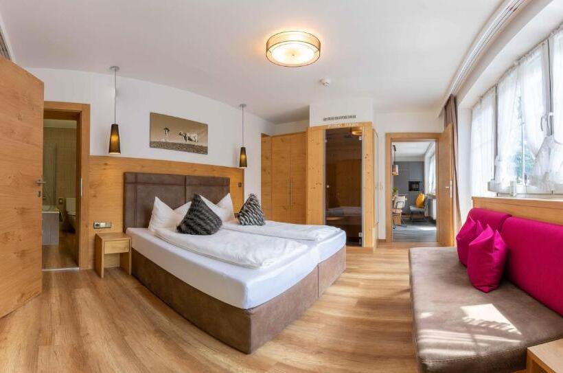 Апартаменты 1 Спальня с Видом, Apart Matthias