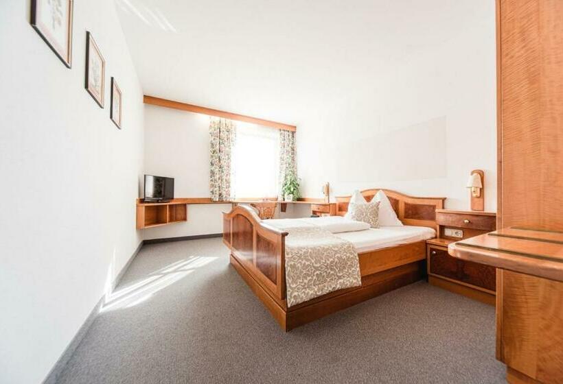 חדר סטנדרט יחיד, Das Herbst