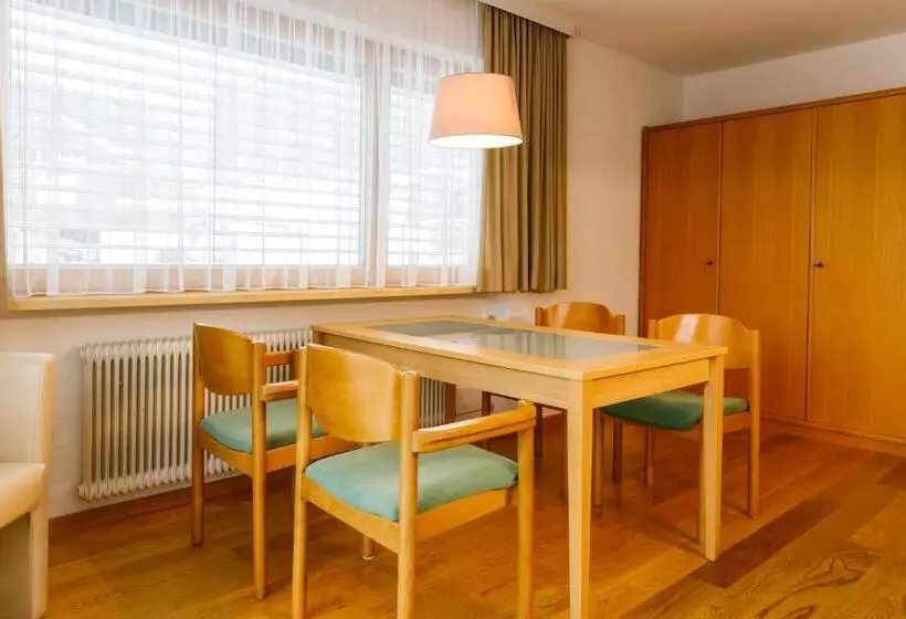 バルコニー付き１ベッドルームアパートメント, Haus Theresia