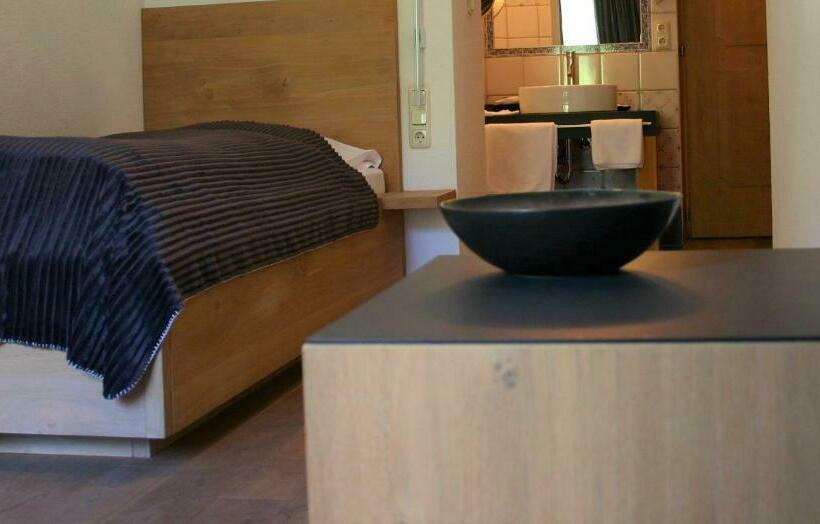 スタンダードシングルルーム, Montafon Lodge Hotel Und Spa