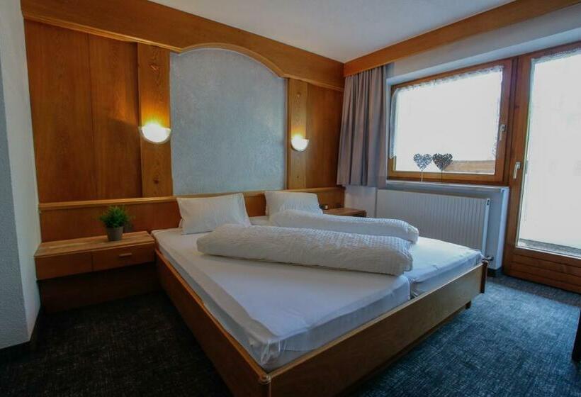 バルコニー付きスタンダードルーム, Tia Apart