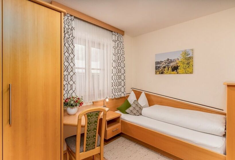 غرفة قياسية فردية, Tobhartbauer