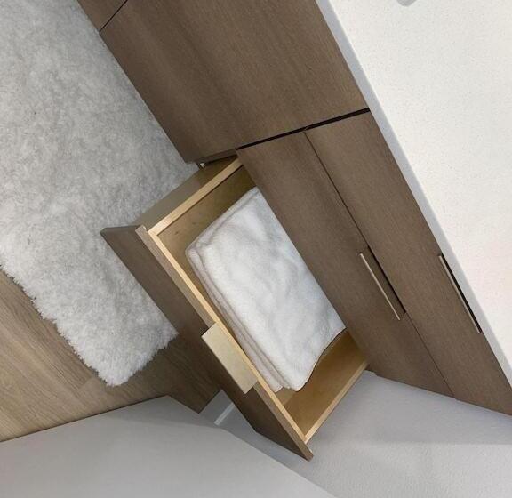 带1个卧室的公寓, Full Kitchen Youtubetv Smart Locksking Bedtop Fl