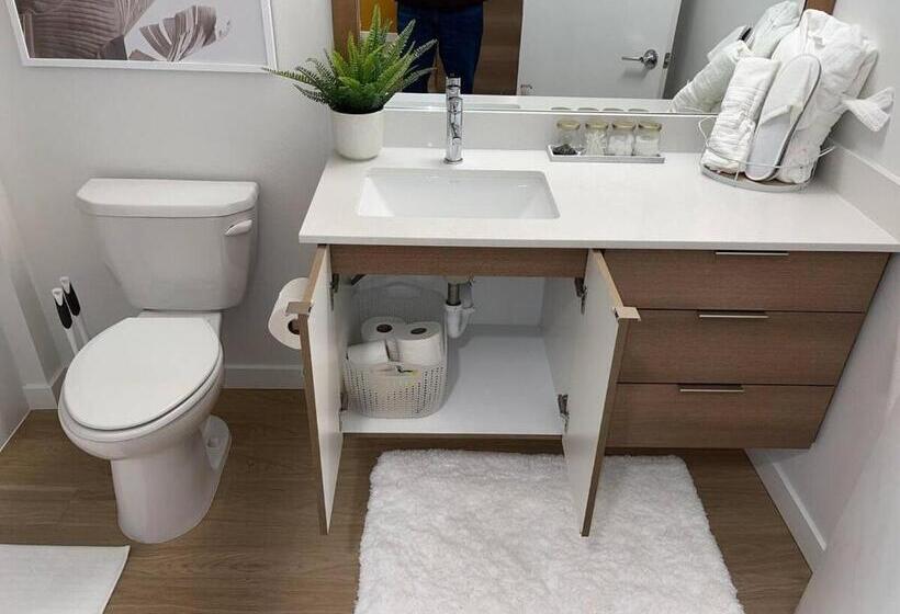 침실 1개 아파트, Full Kitchen Youtubetv Smart Locksking Bedtop Fl