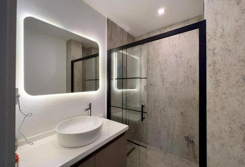 חדר סטנדרט, Coastline