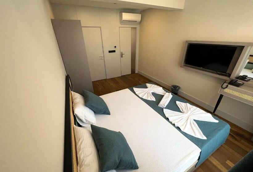 חדר סטנדרט, Coastline