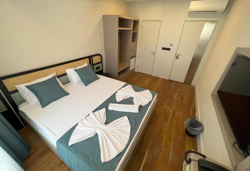 חדר סטנדרט, Coastline