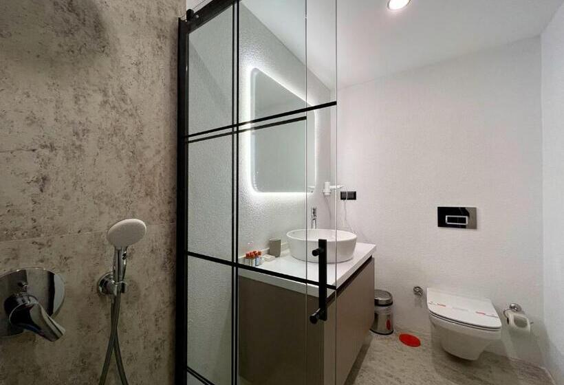 חדר דלוקס נוף לים, Coastline