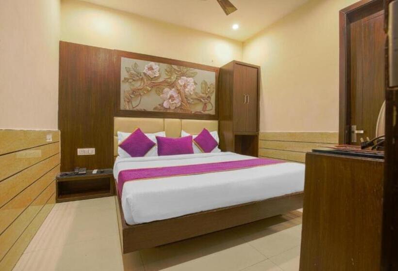 Quarto Estandar, Del