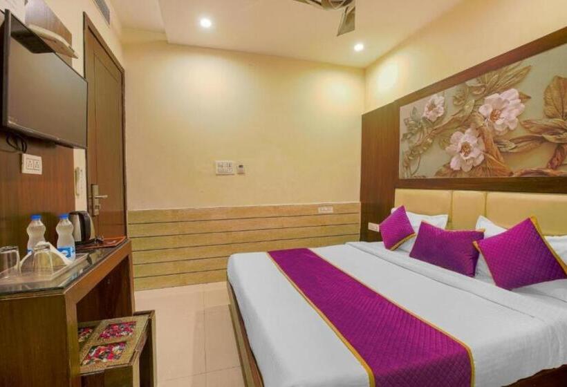 Quarto Estandar, Del