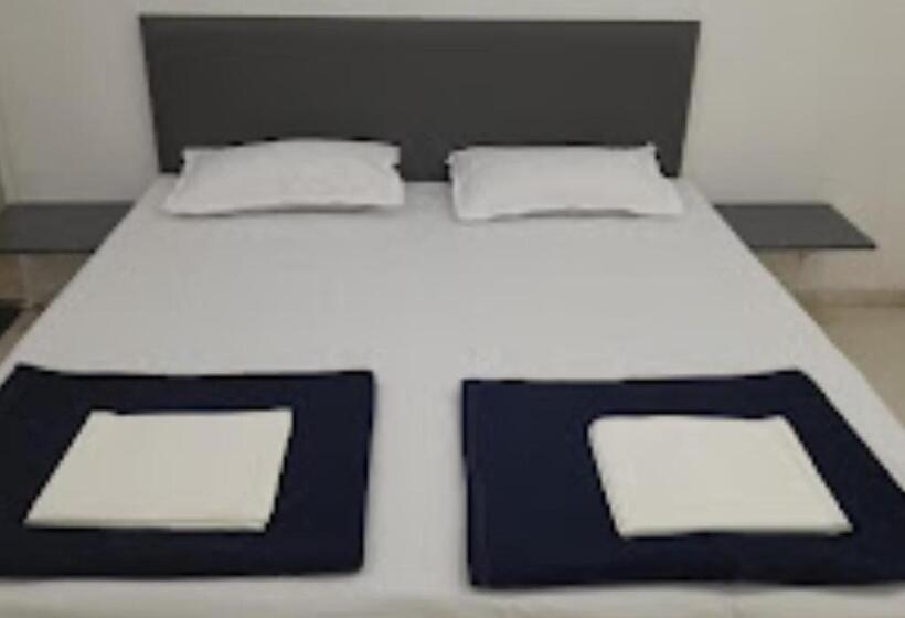 豪华房间, Gulati Suites Washim