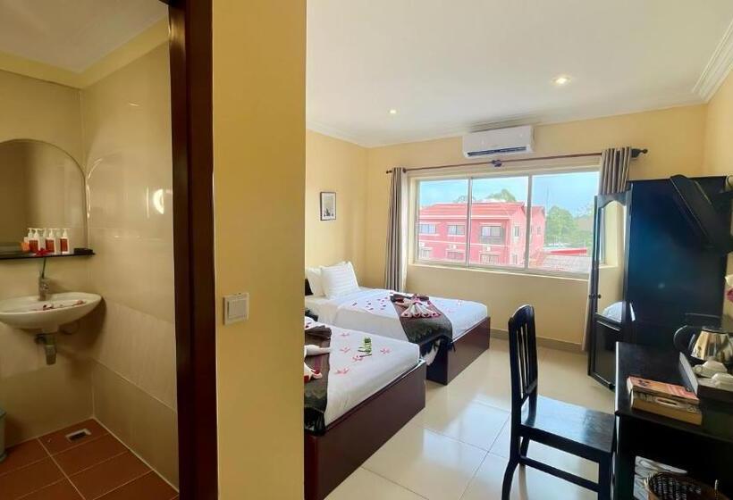 חדר דלוקס נוף בריכה, Harmony Indochine D Angkor