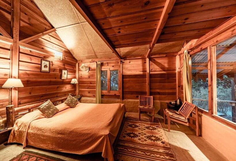 四人高级间, Mountain Quail Lodge