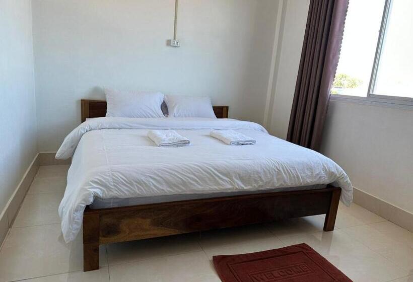 חדר סטנדרט, Narisay