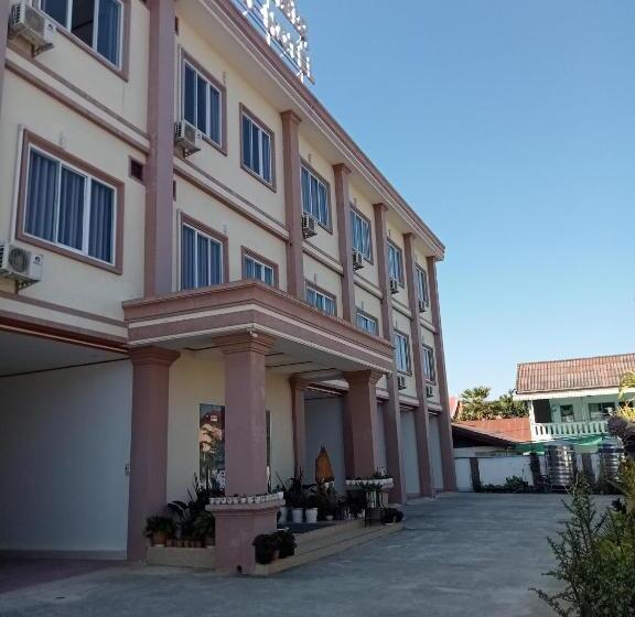 חדר סטנדרט, Narisay