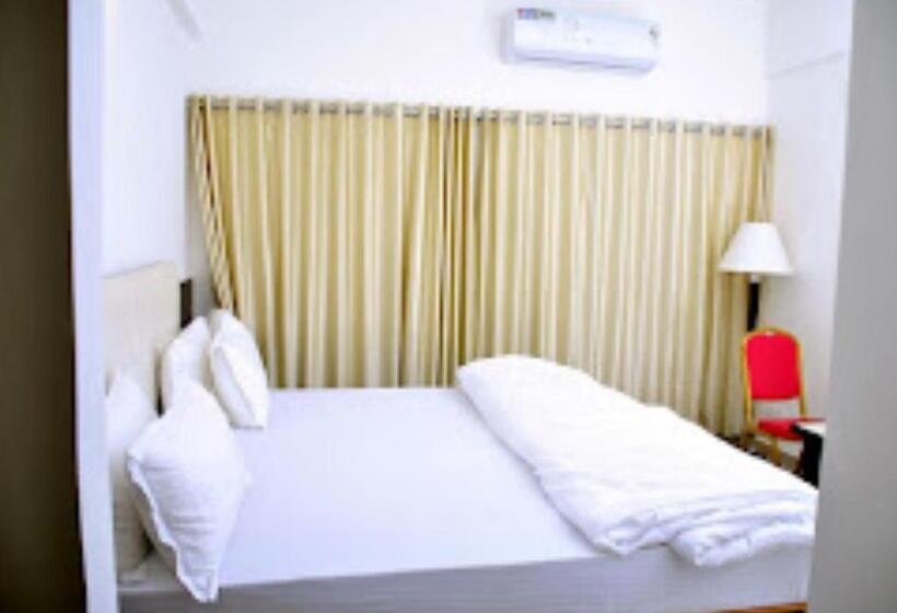Номер Deluxe Кровать Кинг, Saileela Osmanabad