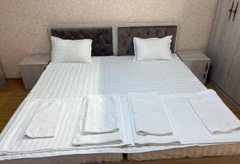 غرفة قياسية, Tapchan Guest House