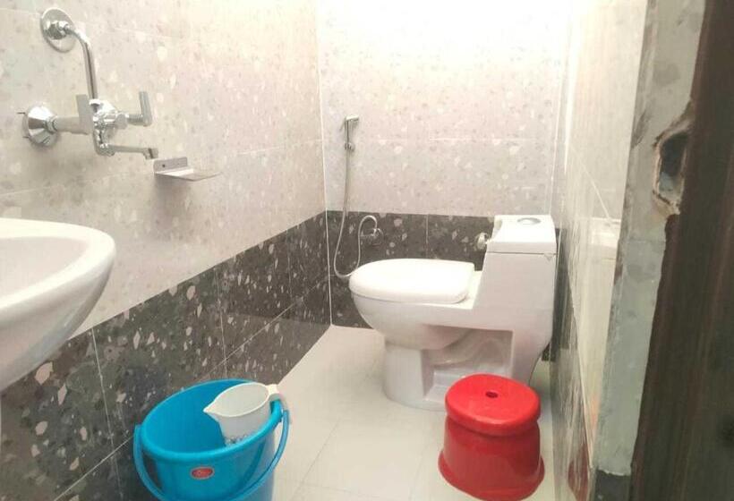 标准间, Oyo Hotel Divine Home