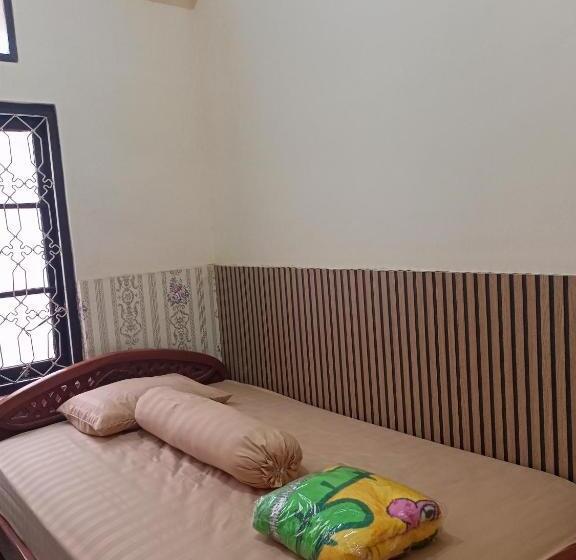 Номер Стандарт, Diamond Ijen Guest House