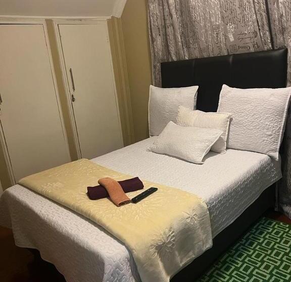 חדר סטנדרט, Executive Guesthouse