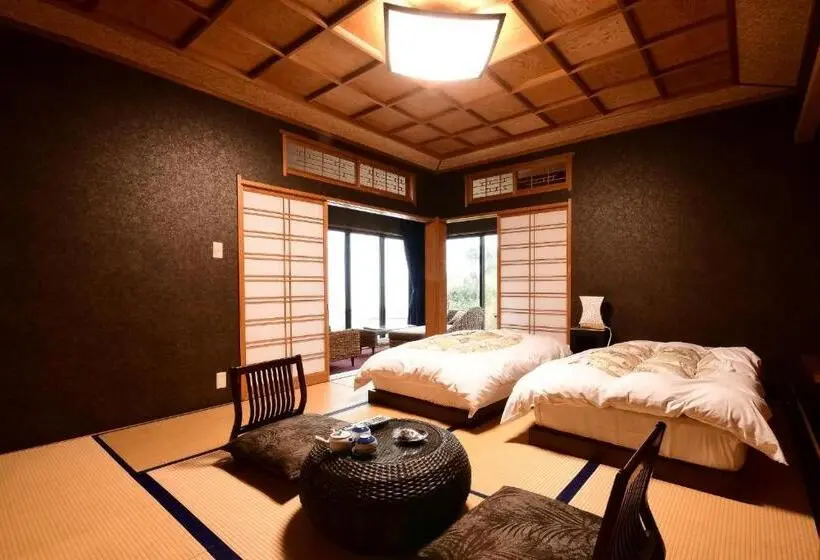 スーペリアの４人部屋, 鵜原館  Ubarakan
