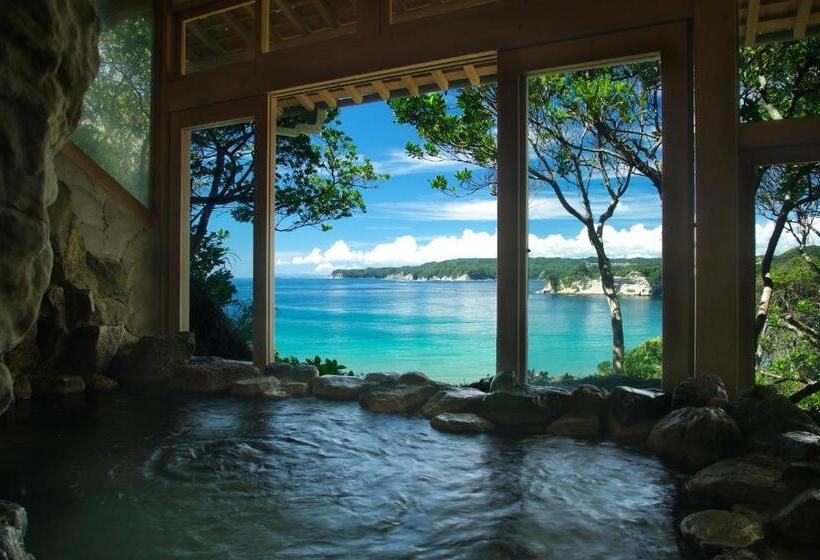 Deniz Manzaralı Aile Odası, 鵜原館  Ubarakan