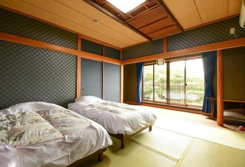 Aile Odası, 鵜原館  Ubarakan