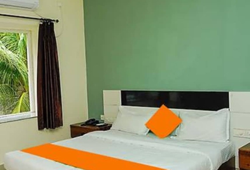 Deluxe Rum, Fabhotel Ekamra Greens By Y Hotels